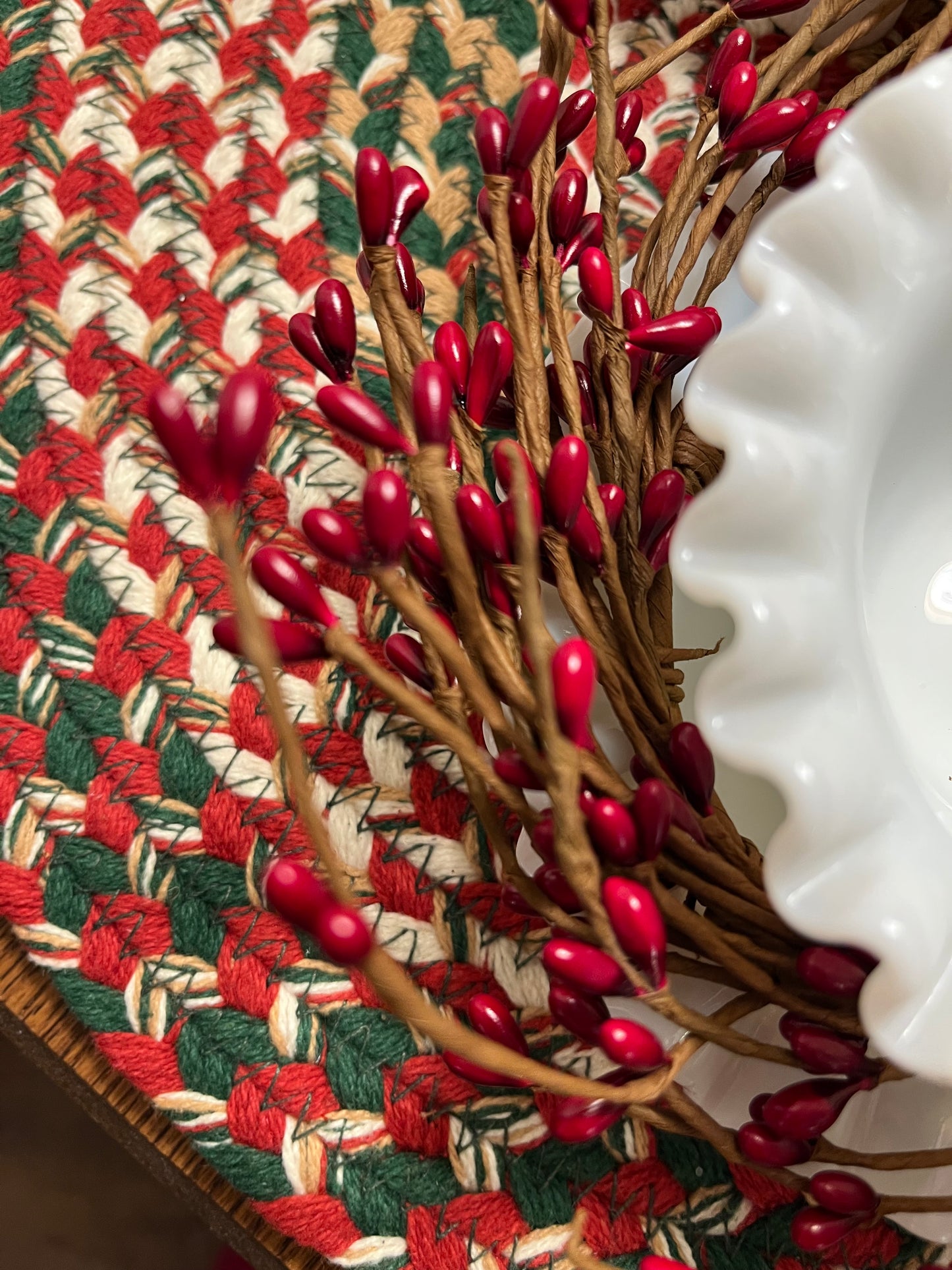 Red Rice Berry Candle Ring