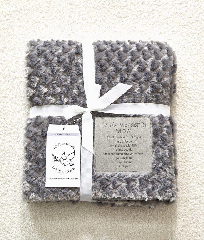 To My Wonderful Mom Throw